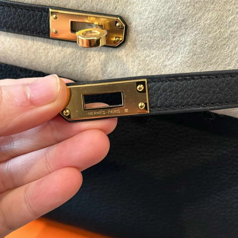 Brand new hermes Birkin 25 black gold hardware 2024 - Picture 5 of 10